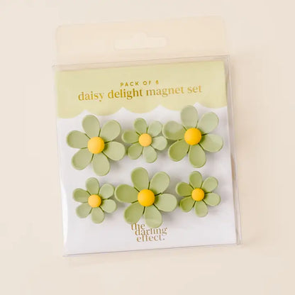 Green Daisy Delight Magnet Set