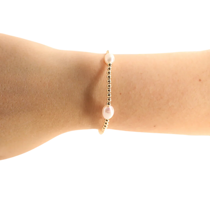 Poppi Pearl Gold Bracelet